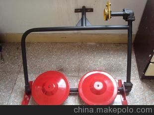 一機(jī)多用的牧草割草機(jī) 現(xiàn)代畜牧業(yè)的效率利器